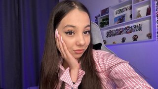 Join EmilyLum Private Chat